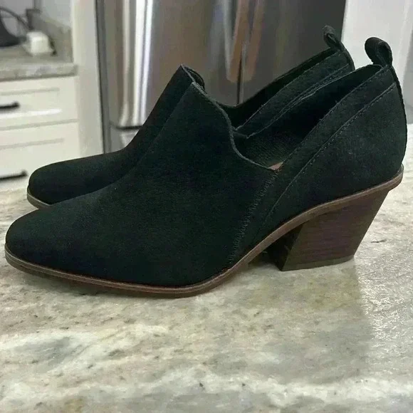 Lucky Brand Womens Vennia Ankle Boots Black Nubuck Leather Block Heel Size 8.5M - Picture 4 of 8
